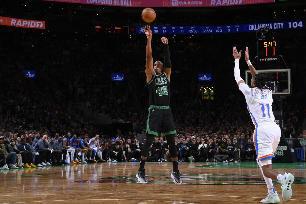 她的复出不 她的复出不