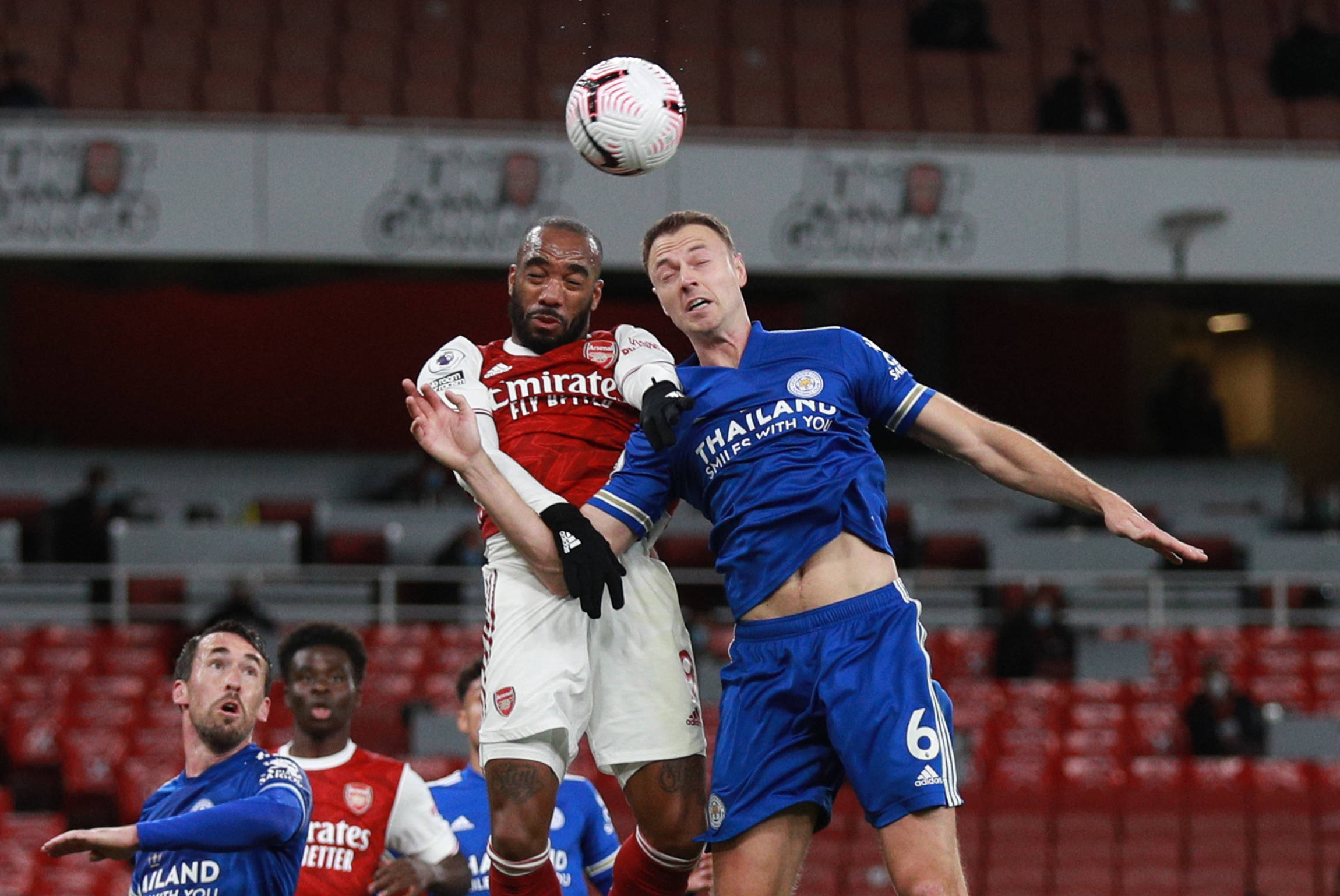 也是对足球 也是对足球